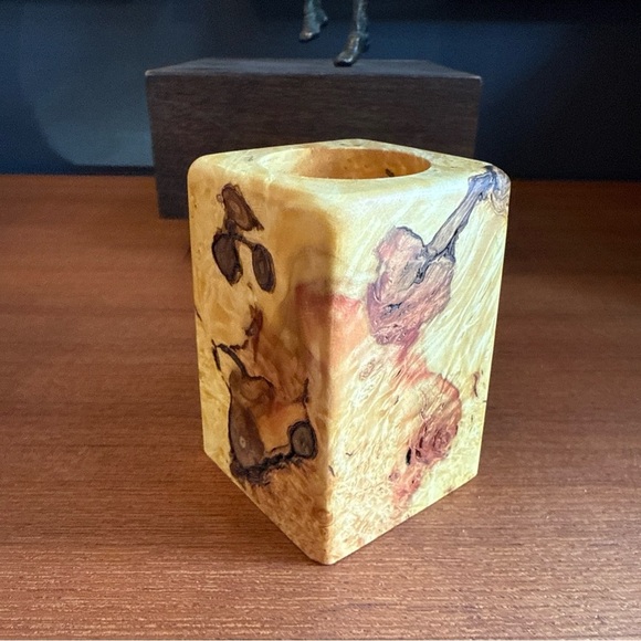Handcrafted out of Burled maple signed Tea light Candle Holder - Picture 4 of 12